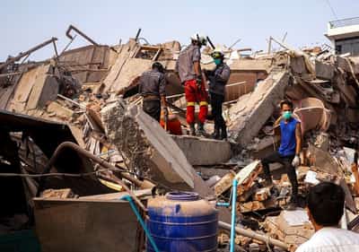 Image for Myanmar faces humanitarian crisis after quake, IFRC says