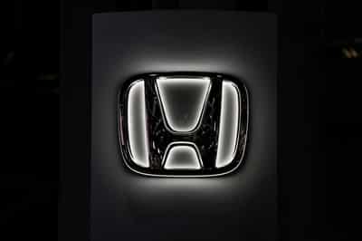 Image for Nissan and Honda consider partnership on EVs, AI