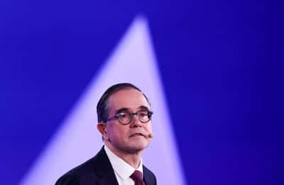 Image for Renault CEO asks EU to encourage Chinese car makers to source parts in Europe