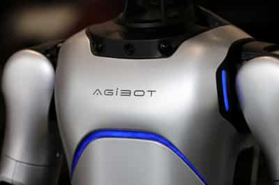 Image for Exclusive-Chinese robot maker AgiBot plans Hong Kong IPO next year, sources say