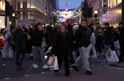 Image for UK consumers cut spending in December by most since 2021, Barclays says
