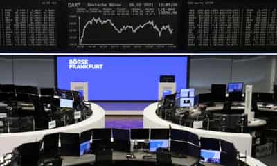 Image for European stocks muted as rise in yields, inflation bets curb initial gains