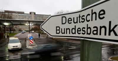 Image for Deutsche Bank appoints Marie-Jeanne Deverdun and Stefan Hoops to management board
