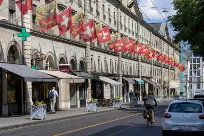 Image for Job boom creates Swiss immigration headache for EU trade talks