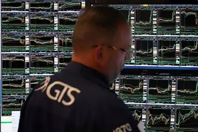 Image for Fed rate cut glow spreads to Wall Street, jobs data helps