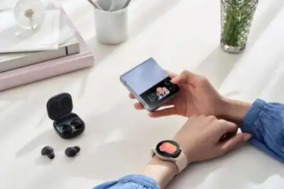Image for Samsung unveils new foldable smartphones, seeking keep lead in growing market