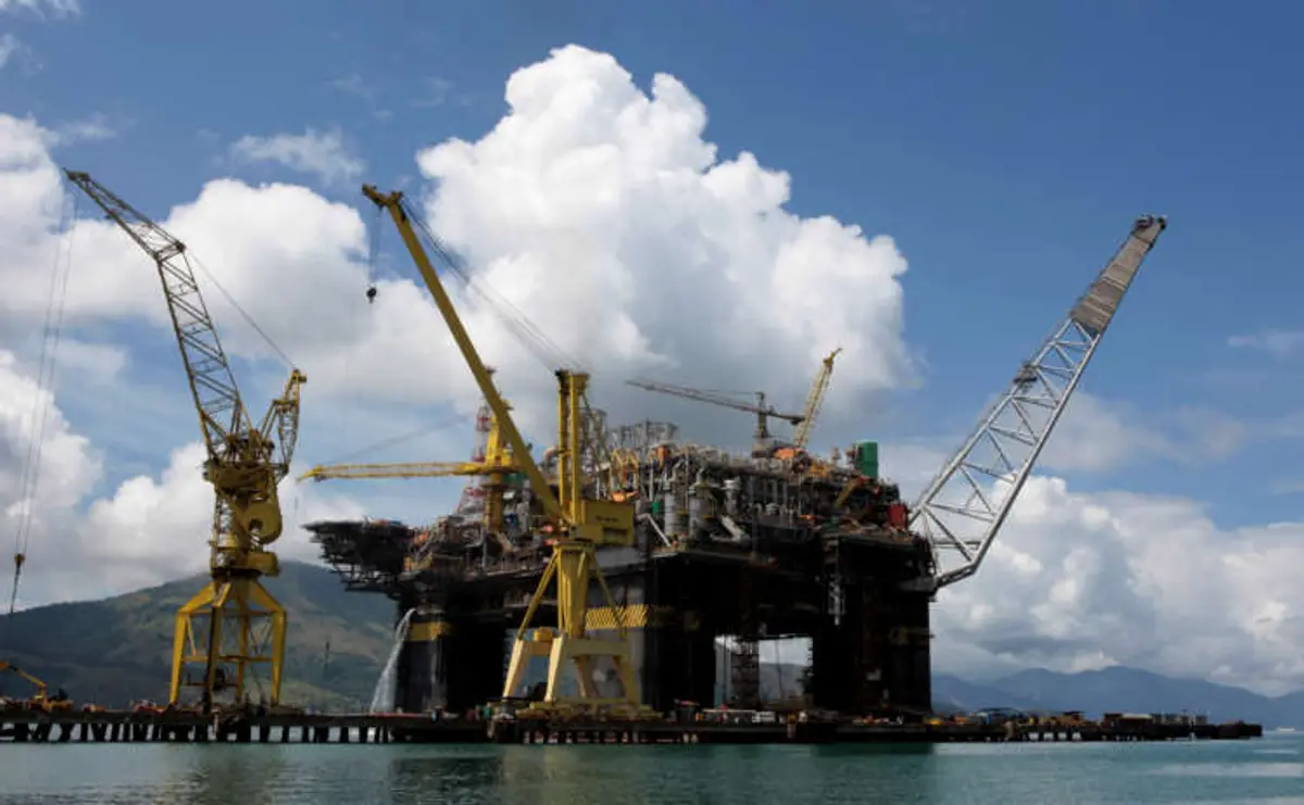 Image for Exclusive: Samsung, Hyundai, Daewoo prepare for Petrobras oil platform tender &#8211; sources