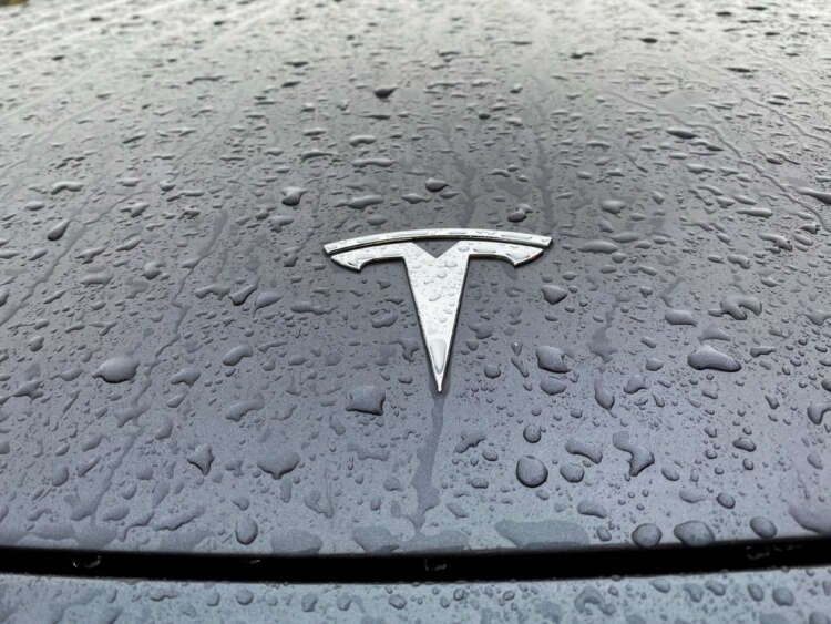 Image for Tesla to warn of data privacy risk from car security cameras in Germany