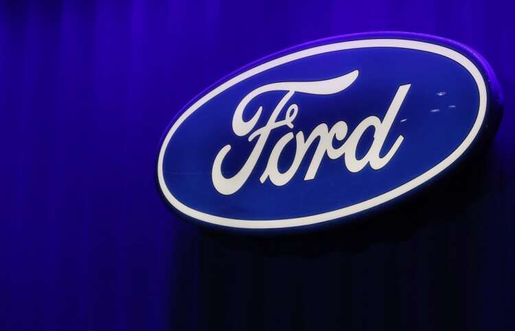 Image for Ford asks U.S. salaried employees to disclose COVID-19 vaccination status
