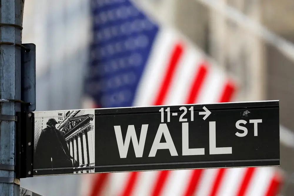 Image for Anxious global investors brace for long-awaited US election results