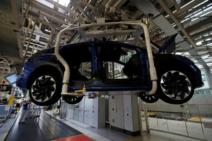 Image for Central Europe's manufacturing decline eases but tariff risk looms