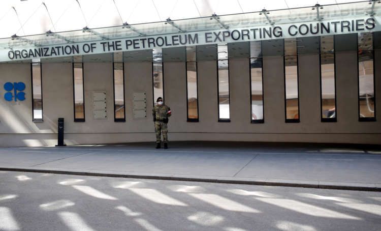 Image for Column: Oil risks overheating after OPEC+ leaves output unchanged &#8211; Kemp