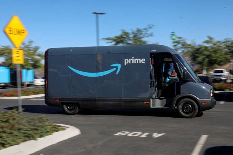 Image for Amazon rolls out first European Rivian vans in Germany