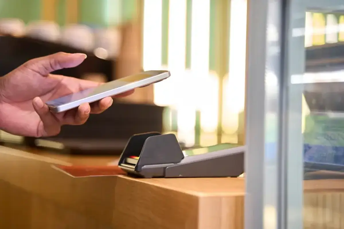 Image for How Fintech Is Reshaping the Hospitality Industry