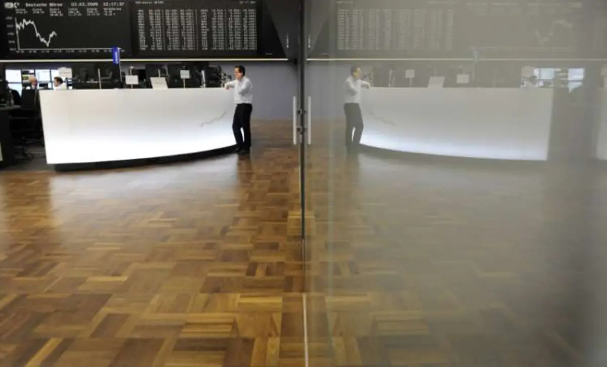 Image for Tech, luxury stocks drive European shares higher