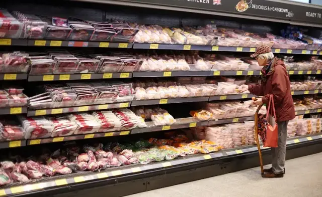 Image for UK government confirms spread of bird flu in commercial poultry