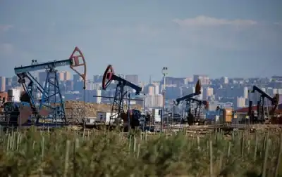 Image for Oil jumps 2.5% as no immediate Saudi output boost expected