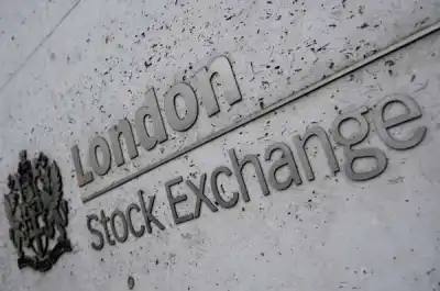 Image for Financial screws turned on Russia as insurers exit, London stocks halted