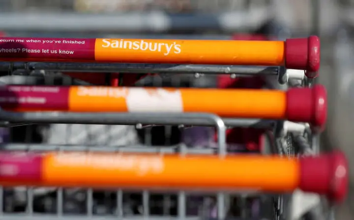 Image for Britain&#8217;s Sainsbury&#8217;s gives staff third pandemic bonus