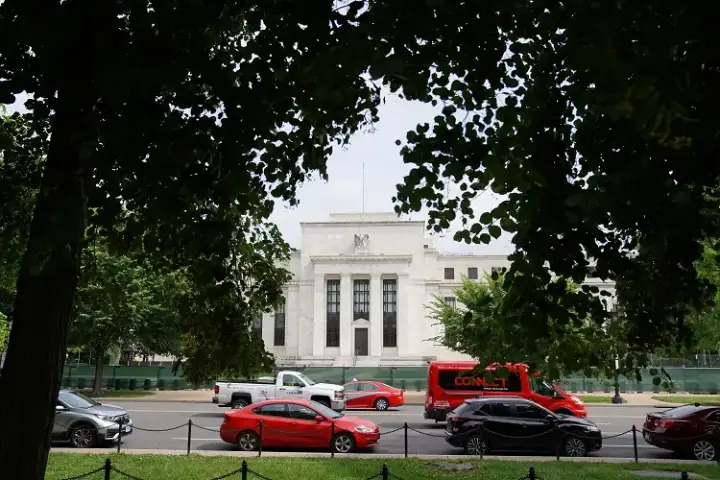 Image for Global economy set to cruise at a solid 3% growth rate next year