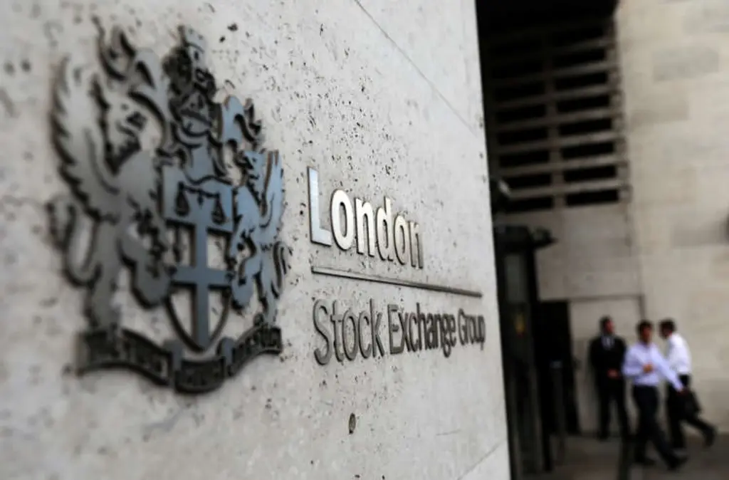 Image for Global shares struggle as U.S. bond yields march higher