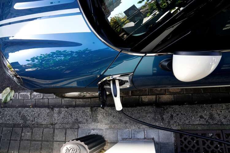 Image for In renewed push, Spain to tender EU funds for EVs, batteries in July
