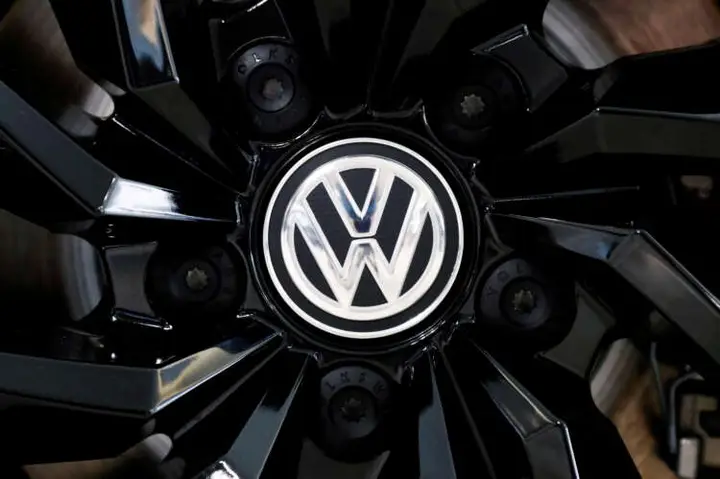 Image for Volkswagen investors approve $339 million settlement with former execs