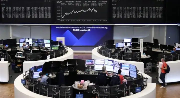 Image for STOXX 600 inches lower at start of Christmas week; Novo Nordisk surges