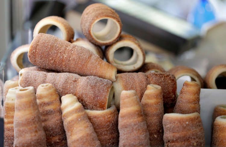 Image for Czech lawmakers reject quotas on domestic goods in supermarkets to avert EU clash