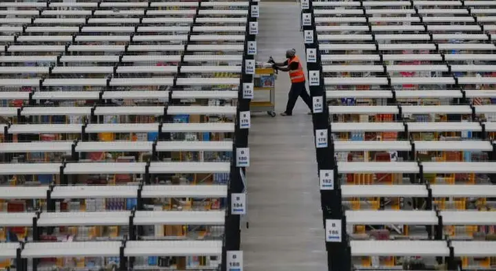 Image for Amazon UK to hire 20,000 temporary workers for Christmas season