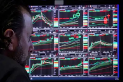 Image for Global equity funds receive inflows for first time in 10 weeks