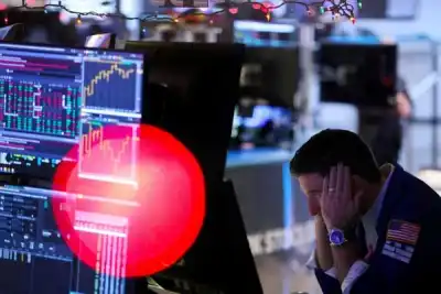 Image for Stocks, dollar gain on resilient U.S. economy