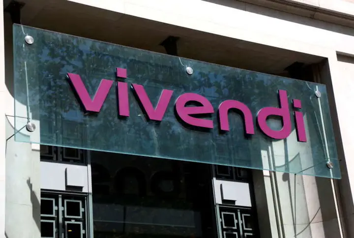 Image for Vivendi considers selling further 10% of shares in Universal