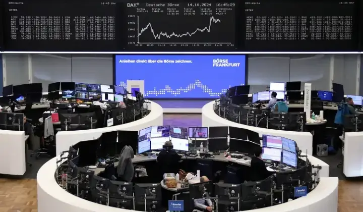 Image for Tech stocks hurt STOXX 600, ASML logs biggest one-day drop in 26 years
