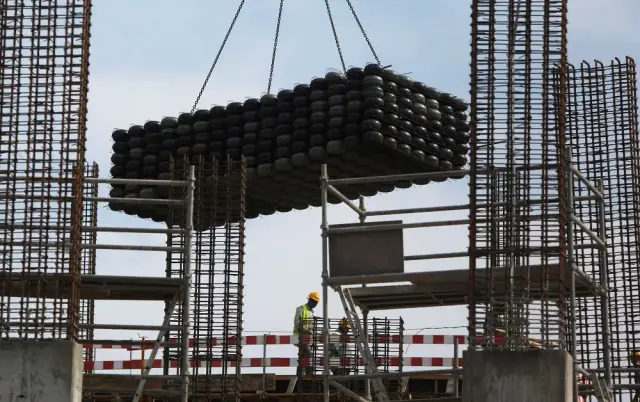Image for Portugal’s property deals hit record, adding to shortage of affordable homes