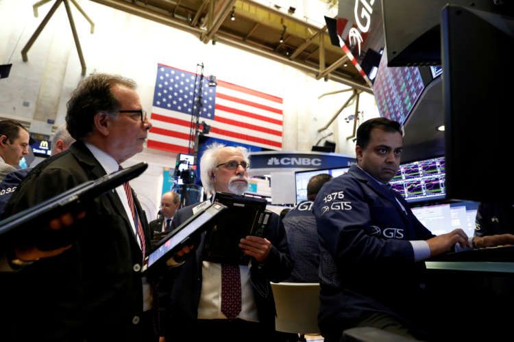Image for Stocks tumble on recovery fears; dollar climbs