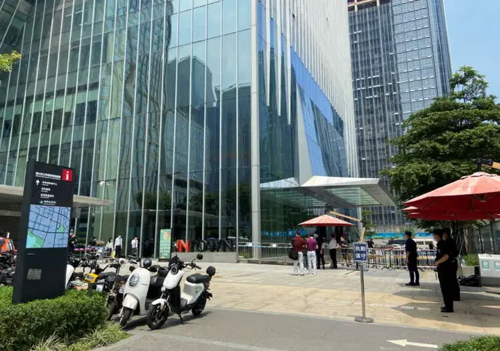 Image for China Evergrande’s lenders weigh up loan losses, rolling over credit – sources