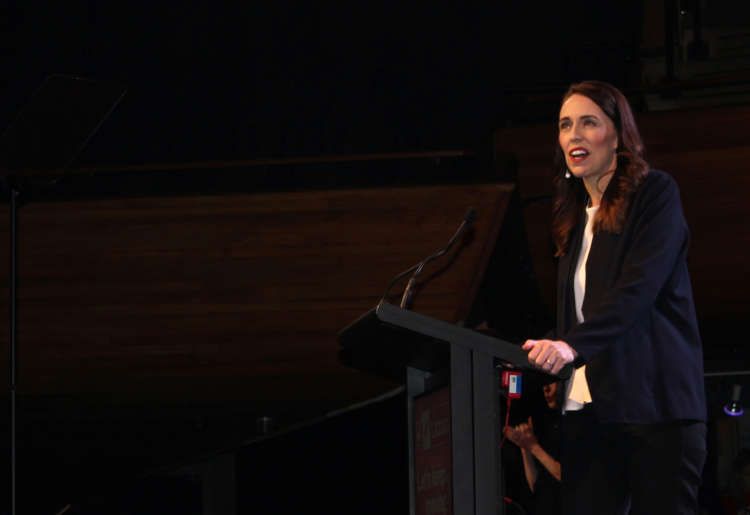 Image for China, New Zealand ink trade deal as Beijing calls for reduced global barriers