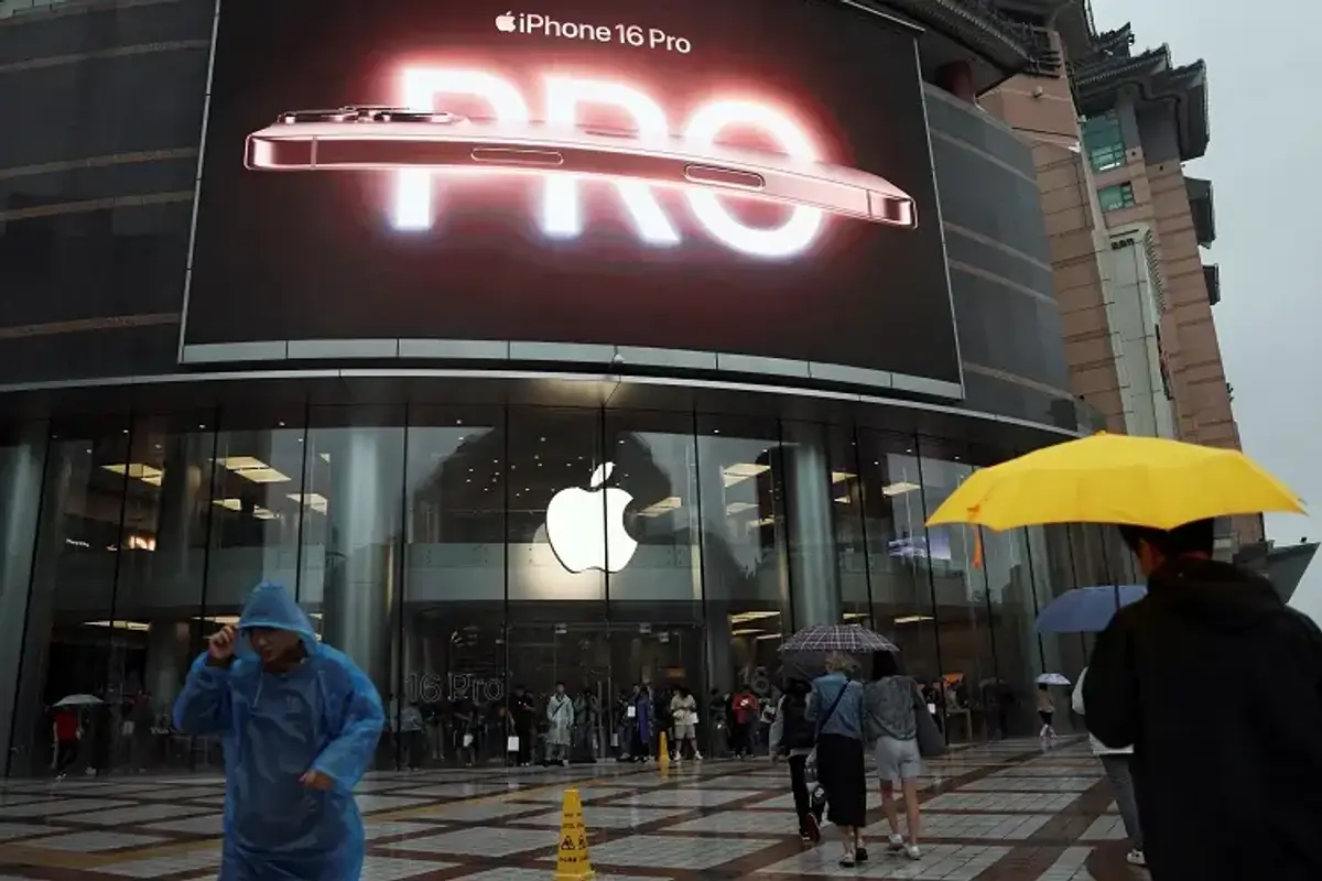 Image for Apple offers modest growth outlook after iPhone sales help beat profit expectations