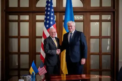 Image for Ukraine's foreign minister discussed 'lasting peace' with US envoy
