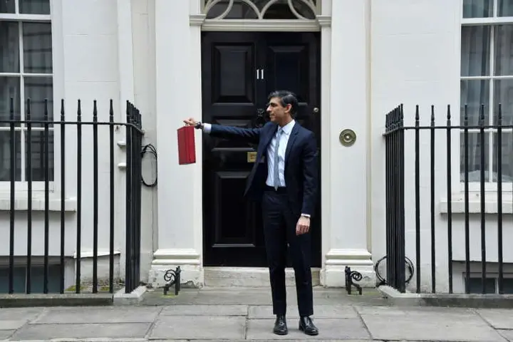 Image for UK offers &#8216;super deduction&#8217; to temper 25% corporation tax hike