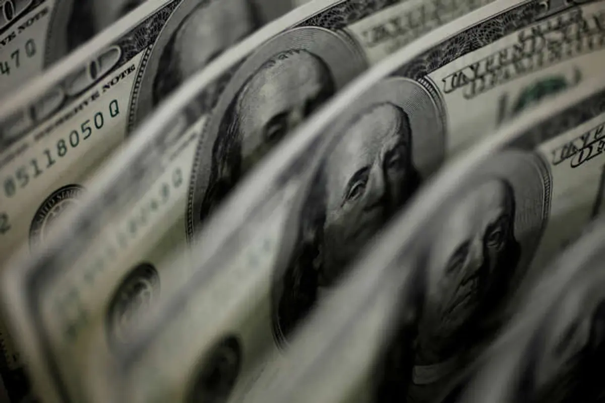 Image for Dollar drops as traders prepare for Yellen to talk up stimulus