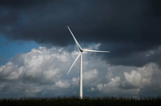 Image for France to stick with wind power development targets