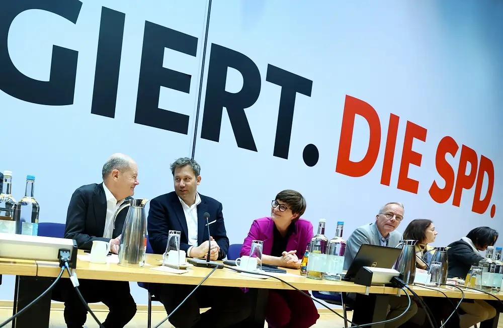 Image for Buffeted by an economic storm, Germany heads for Feb. 23 vote