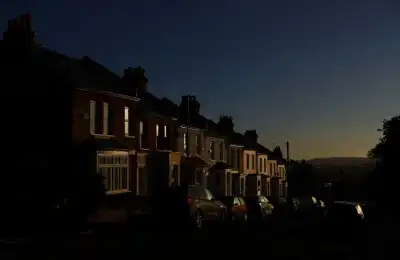 Image for Rent in England hits record high in 12 months to November, ONS says