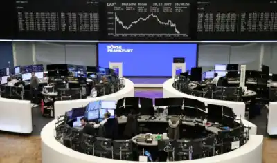 Image for European shares fall, record worst year since 2018
