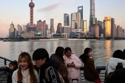 Image for China Nov export growth slows but imports accelerate