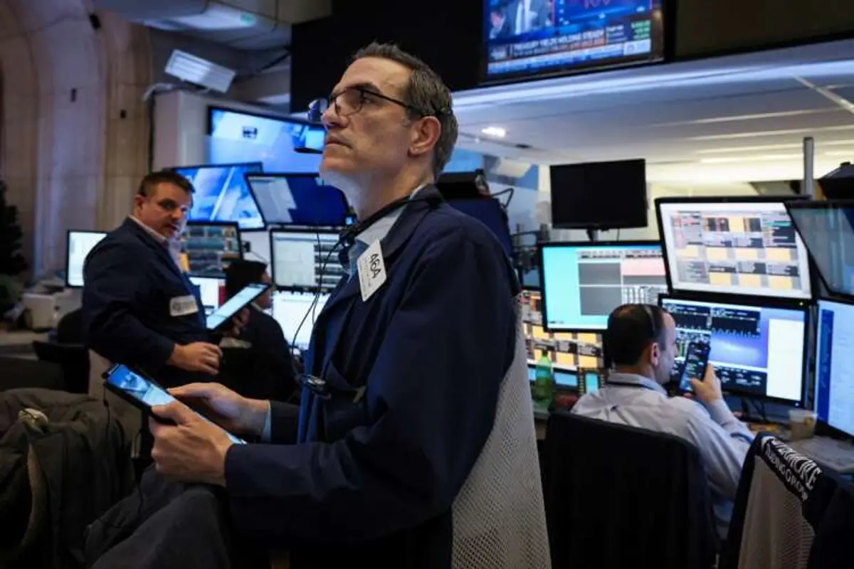 Image for Stocks slide as oil surge rattles inflation fears