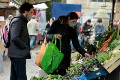 Image for British grocery sales soar 15% on lockdown boost