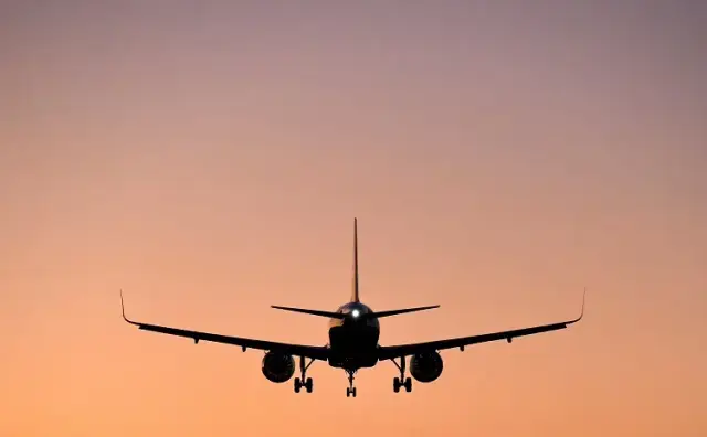 Image for Airlines not switching quickly enough to green jet fuel, study says